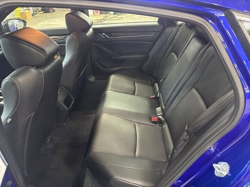 Used 2022 Honda Accord Sport image 29