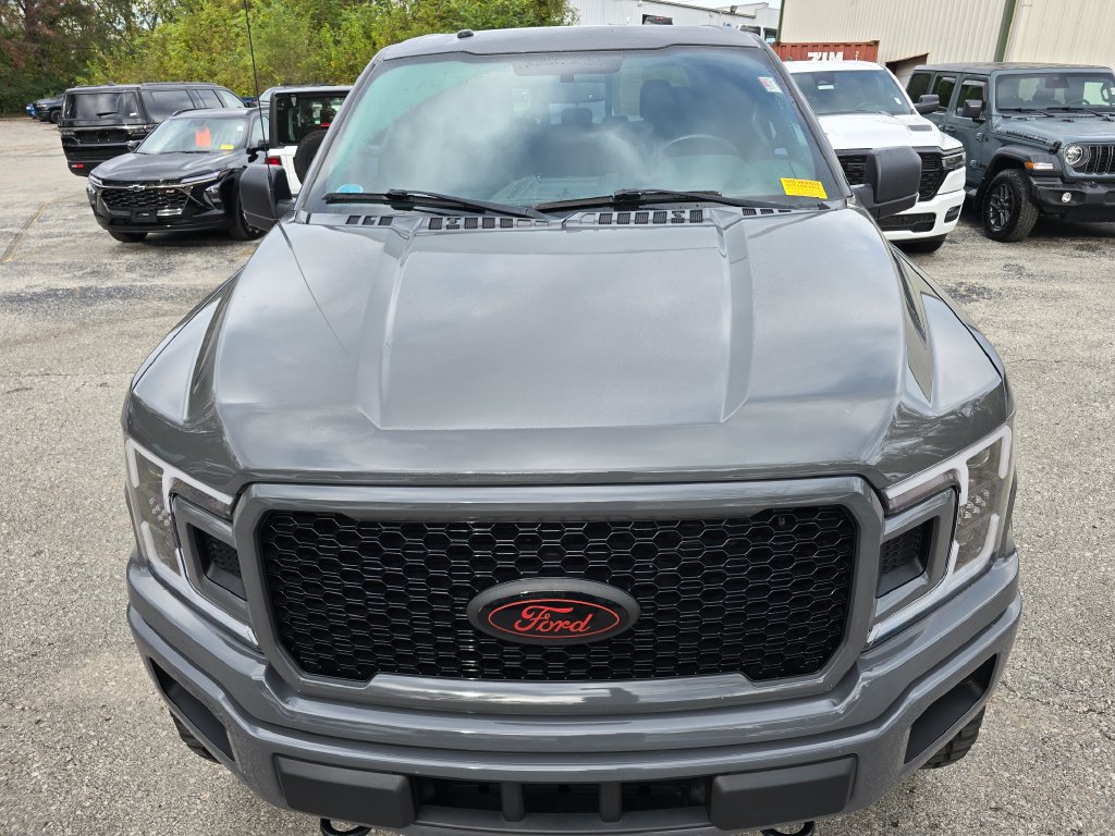 Used 2018 Ford F150 XLT w/ Equipment Group 302A Luxury AWD/4WD image 14