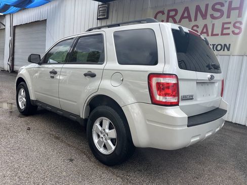 Used 2009 Ford Escape XLT image 5
