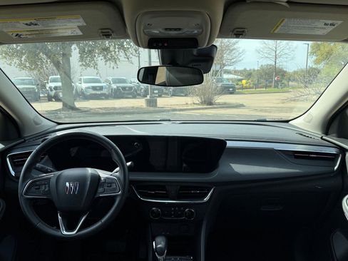 Used 2025 Buick Encore GX Preferred FWD image 34