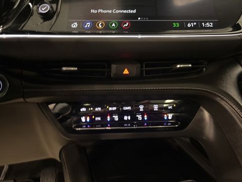 Used 2023 Buick Envision Avenir image 23