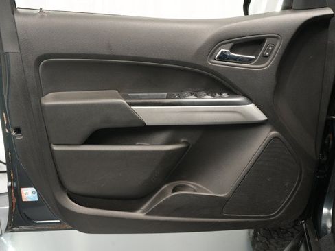 Used 2018 Chevrolet Colorado ZR2 w/ ZR2 Dusk Special Edition AWD/4WD image 34