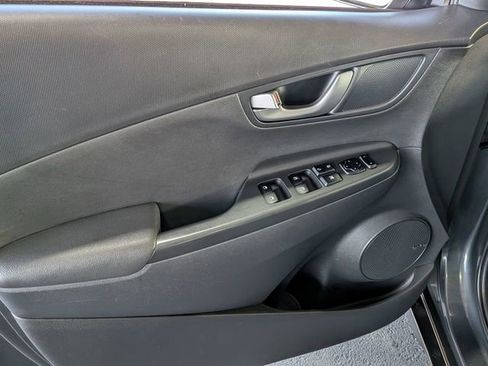 Used 2020 Hyundai Kona Limited image 8