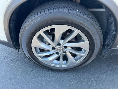 Used 2015 Nissan Rogue SL w/ SL Premium Package image 43