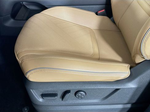 New 2026 INFINITI QX80 Luxe w/ Cargo Package image 25