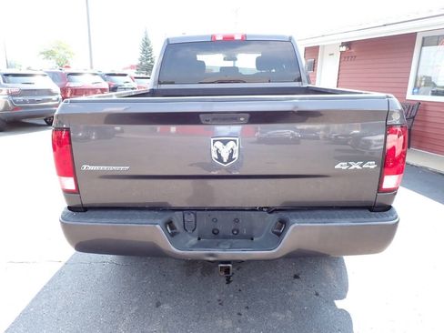 Used 2019 RAM 1500 Express w/ Express Value Package AWD/4WD image 5