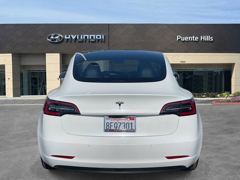 Used 2018 Tesla Model 3 Long Range image 5