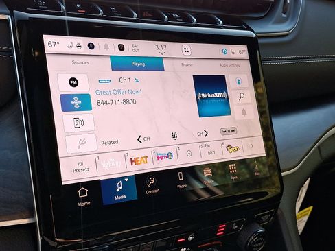 New 2025 Jeep Grand Cherokee Limited image 12