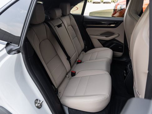 New 2025 Porsche Macan 4S Electric image 42