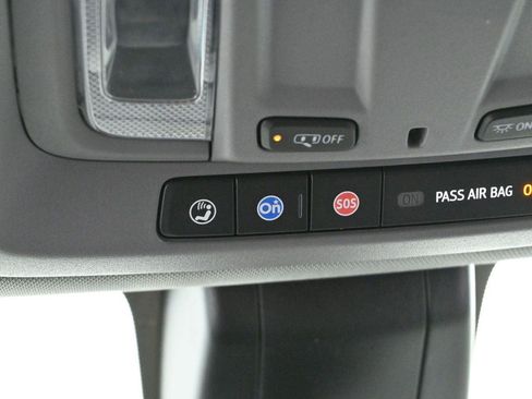 Used 2022 Chevrolet Silverado 1500 Custom w/ Safety Confidence Package RWD image 27