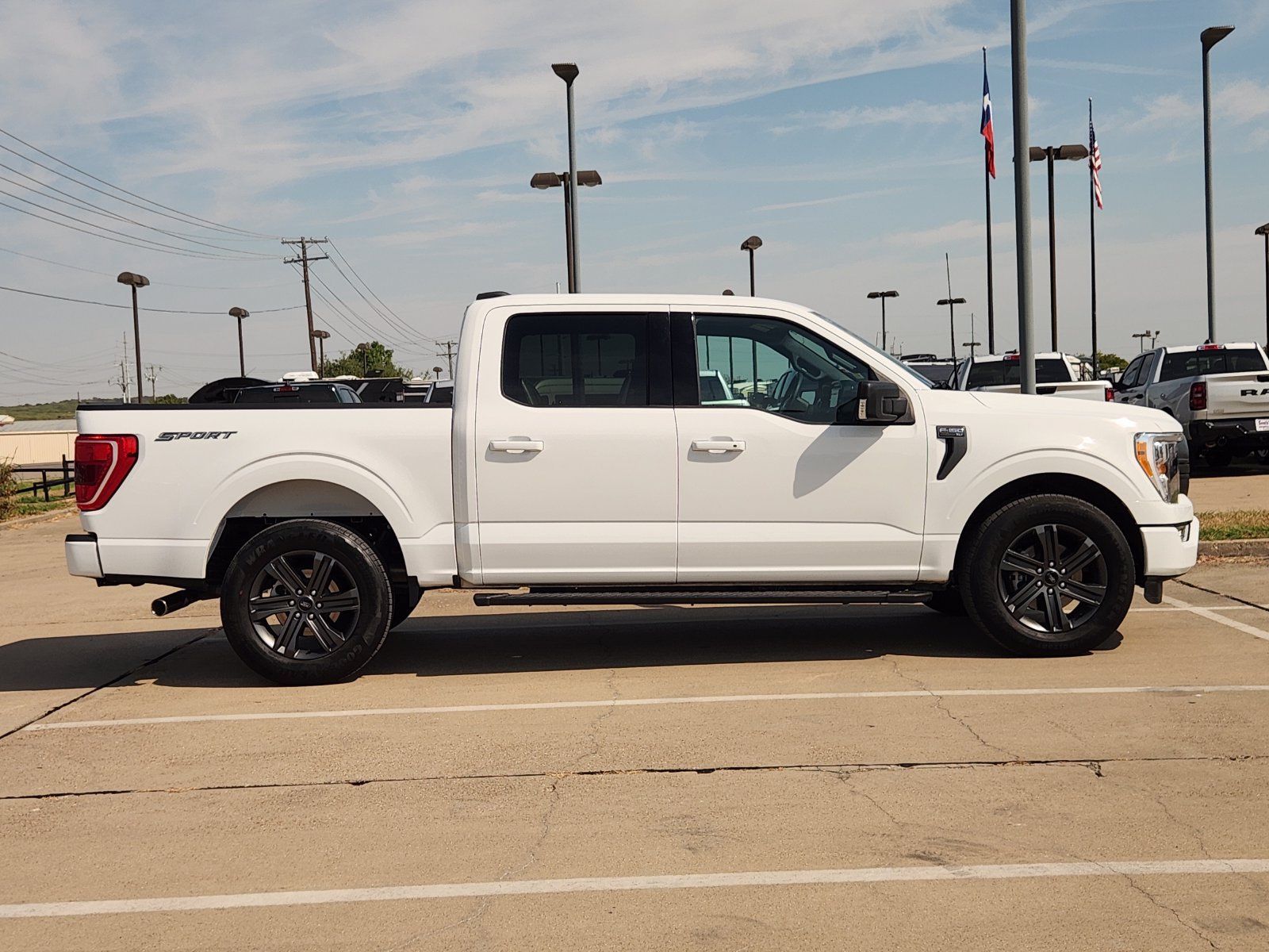 Used 2023 Ford F150 XLT w/ Equipment Group 302A High RWD image 7