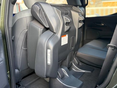 Used 2024 Lexus GX 550 image 44