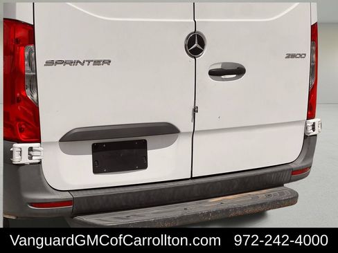 Used 2021 Mercedes-Benz Sprinter 2500 image 6