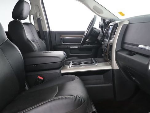 Used 2014 RAM 2500 Laramie w/ Convenience Group AWD/4WD image 30