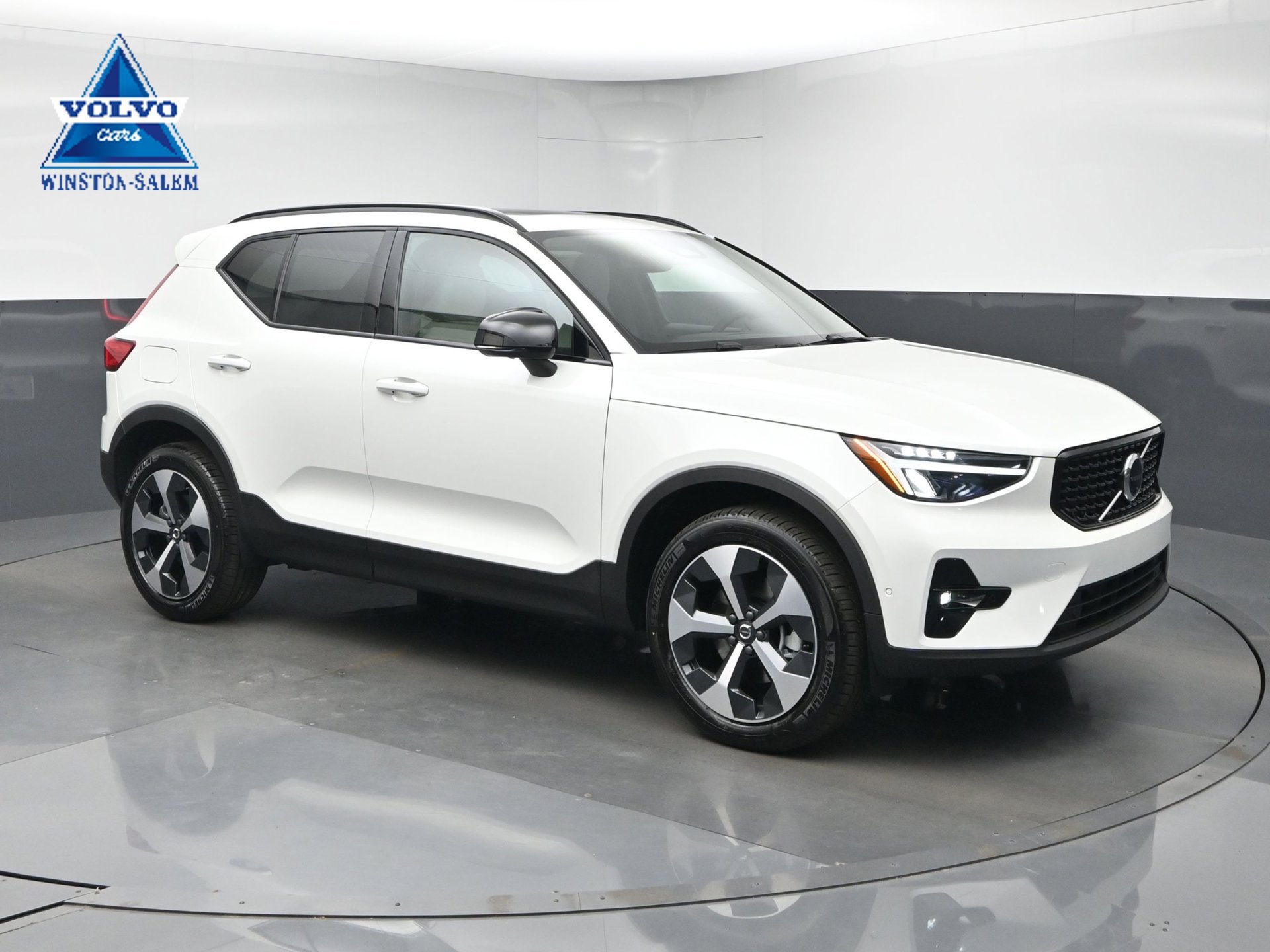 New 2026 Volvo XC40 B4 Plus w/ Protection Package Premier FWD image 1