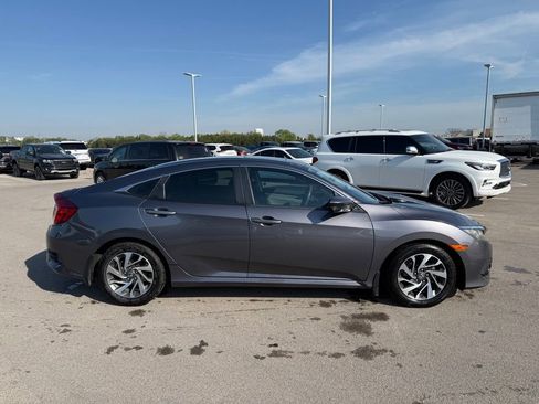 Used 2016 Honda Civic EX image 16