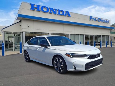 Used 2025 Honda Civic Sport image 3