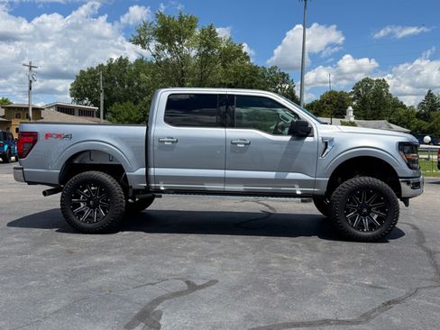 Used 2025 Ford F150 XLT w/ Equipment Group 301A Standard AWD/4WD image 9