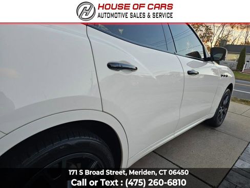 Used 2018 Maserati Levante GranSport image 13