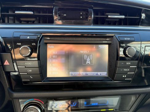 Used 2014 Toyota Corolla S FWD image 10