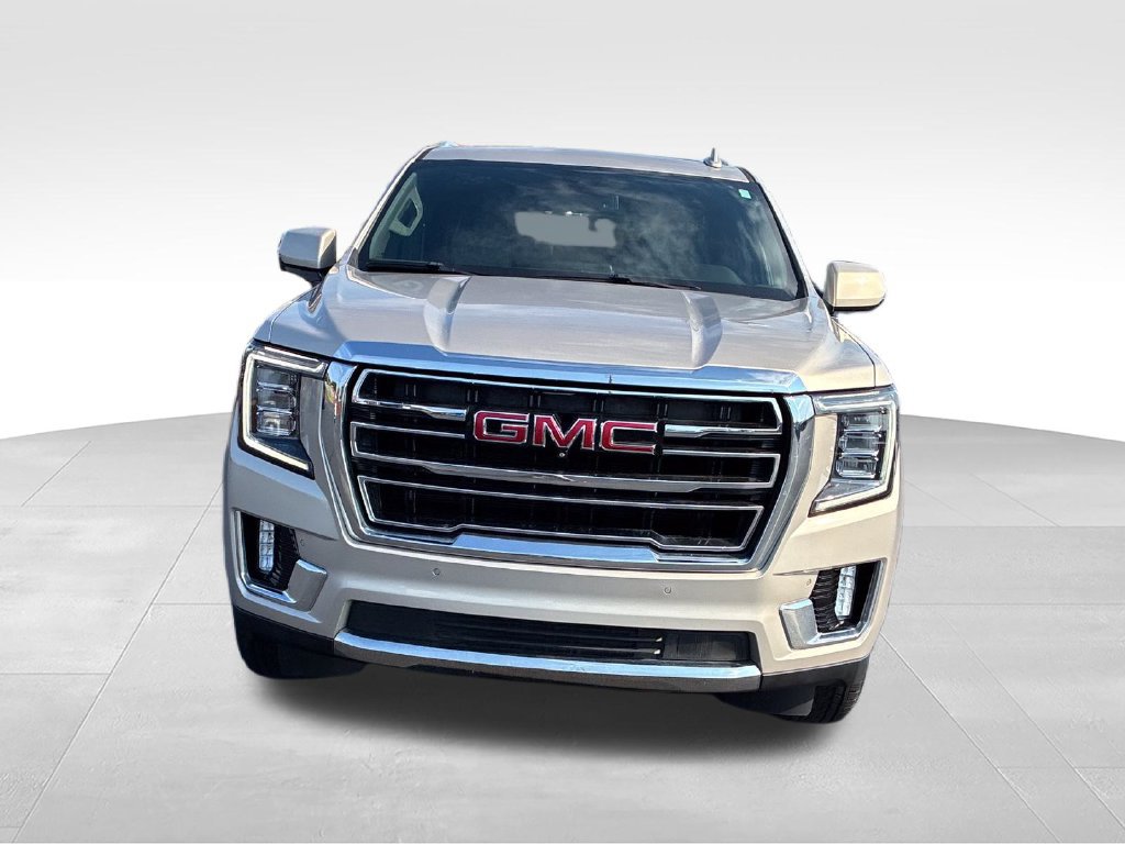 Used 2022 GMC Yukon XL SLT w/ SLT Premium Package AWD/4WD image 8