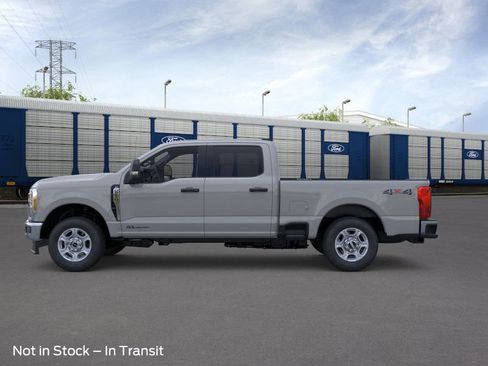 New 2026 Ford F250 4x4 Crew Cab Super Duty image 3