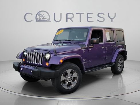 Used 2017 Jeep Wrangler Unlimited Sahara AWD/4WD image 1