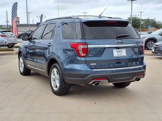 Used 2018 Ford Explorer XLT w/ Equipment Group 202A FWD video 2