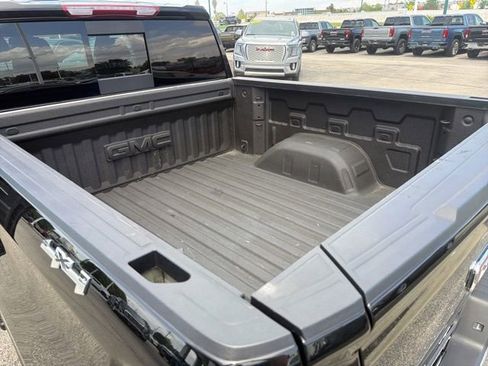 Used 2024 GMC Sierra 1500 SLT w/ SLT Premium Plus Package AWD/4WD image 24