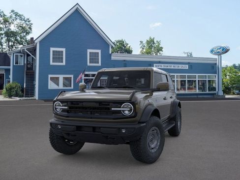 Used 2025 Ford Bronco Outer Banks w/ Sasquatch Package AWD/4WD image 2