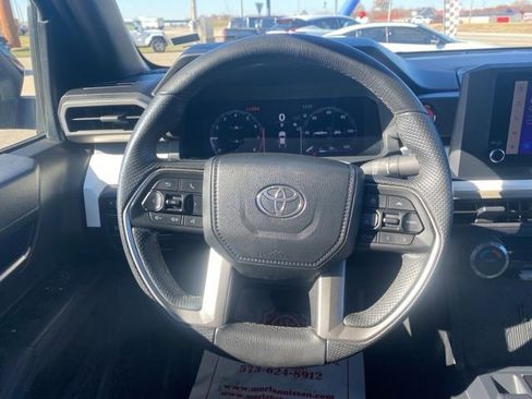 Used 2024 Toyota Tacoma TRD Off-Road AWD/4WD image 14