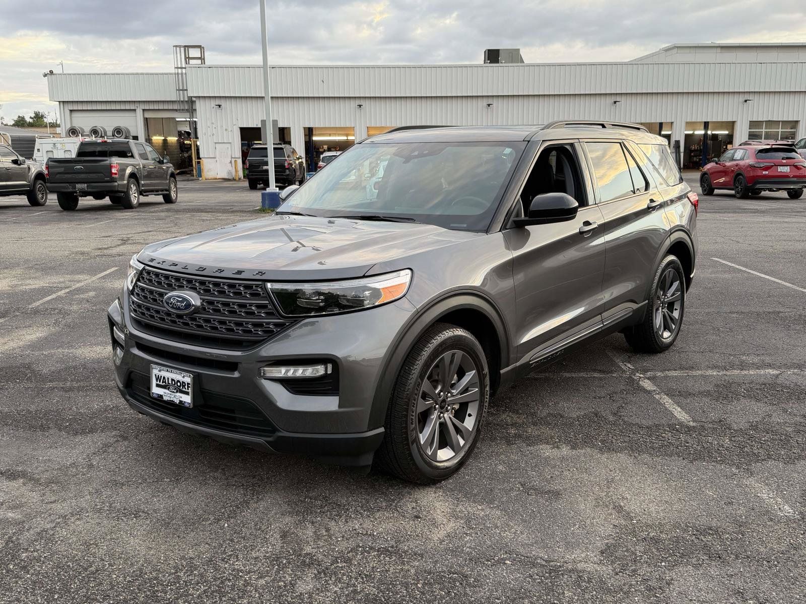 Certified 2023 Ford Explorer XLT w/ Equipment Group 202A AWD/4WD image 5