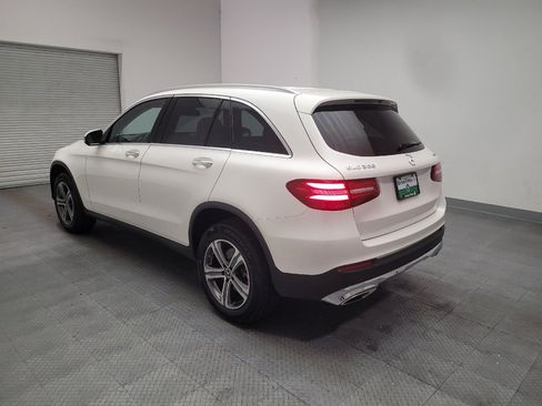 Used 2018 Mercedes-Benz GLC 300 4MATIC image 5