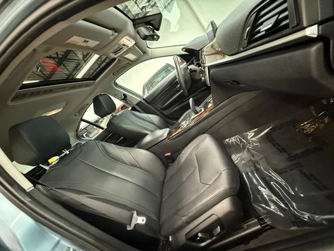 Used 2013 BMW 328i xDrive Sedan AWD/4WD image 24