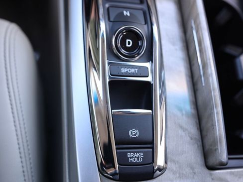 Used 2020 Acura RLX Sport Hybrid w/ Advance Pkg image 32