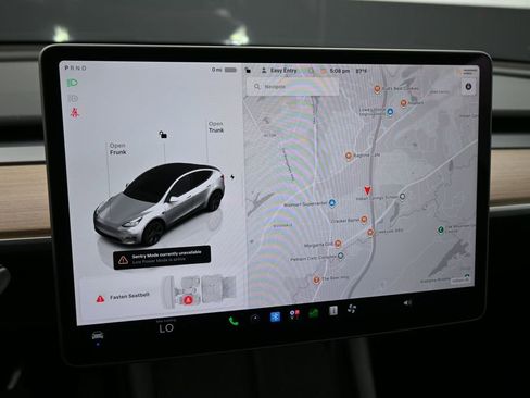 Used 2025 Tesla Model Y Long Range AWD/4WD image 11