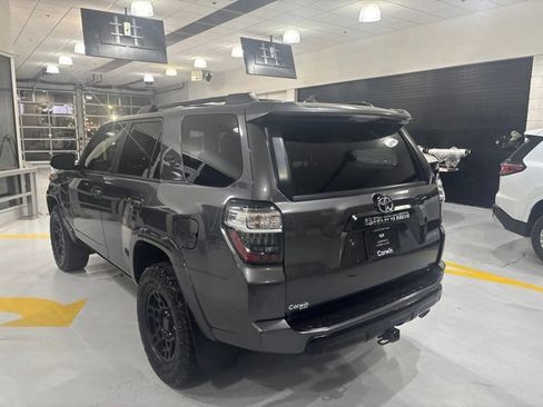 Used 2019 Toyota 4Runner TRD Off-Road Premium AWD/4WD image 6