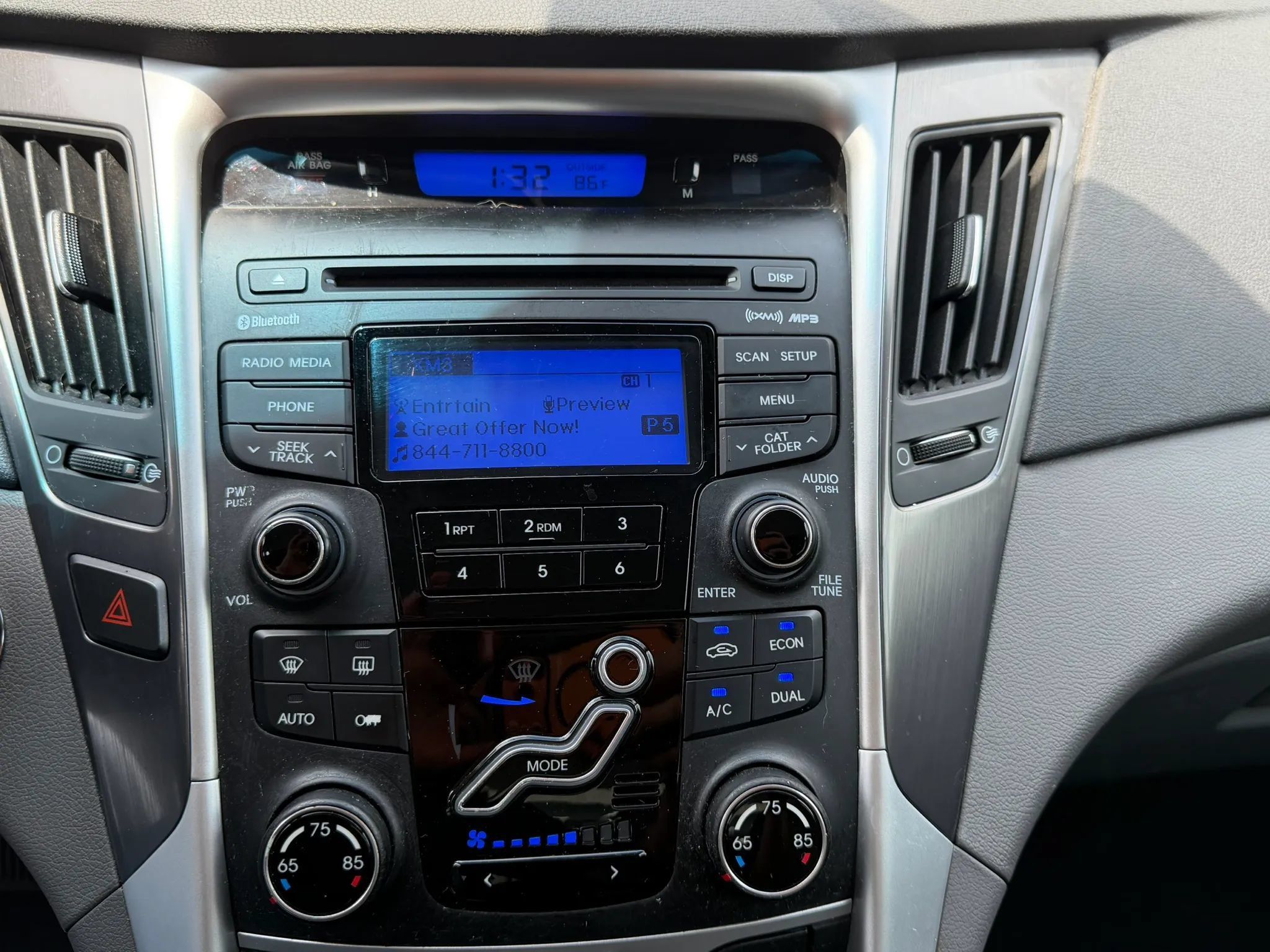 Used 2012 Hyundai Sonata Hybrid FWD image 28