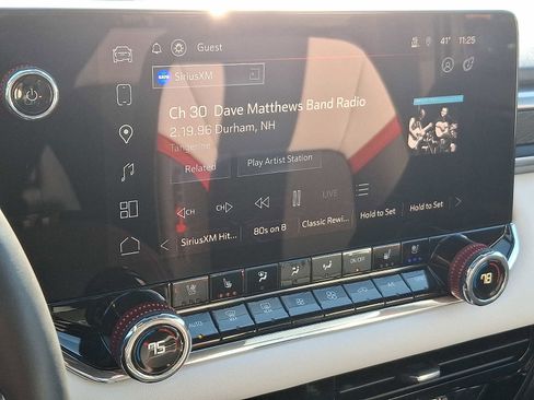 Used 2025 GMC Canyon AT4 w/ AT4X Package image 19