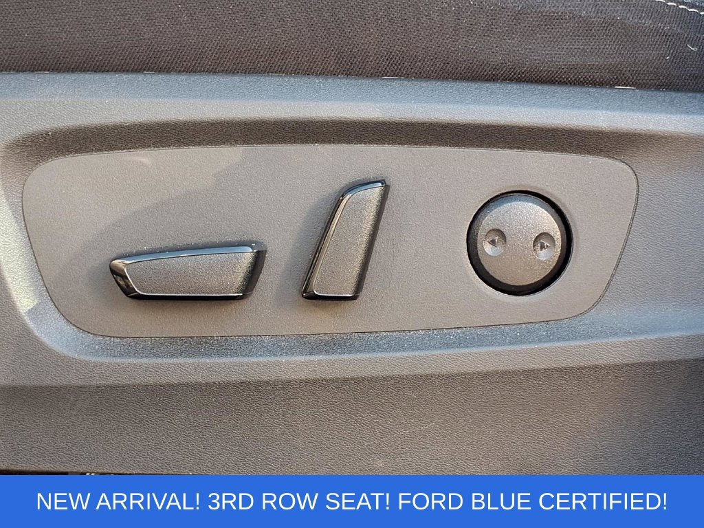 Used 2025 Nissan Pathfinder SV FWD image 4