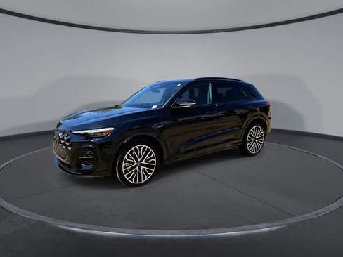 Used 2025 Audi SQ5 Premium Plus AWD/4WD image 4