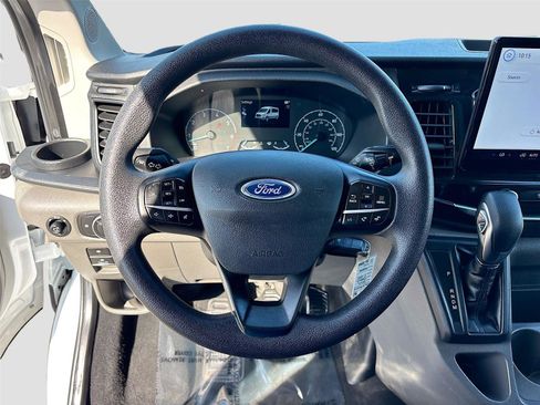 Used 2023 Ford Transit 350 XLT image 11