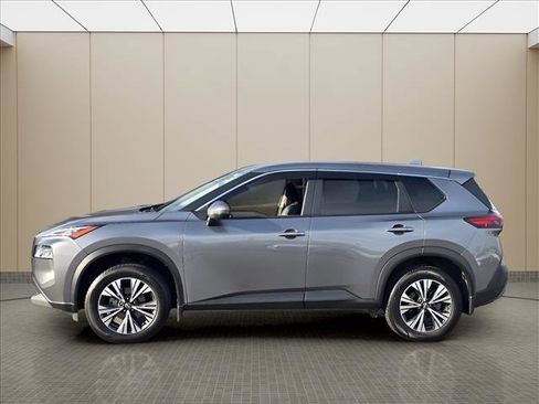 Used 2023 Nissan Rogue SV image 23