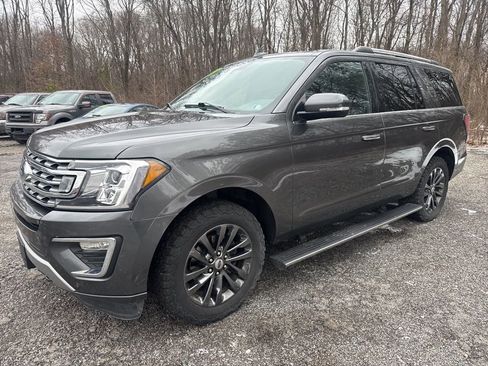 Used 2021 Ford Expedition Limited image 4