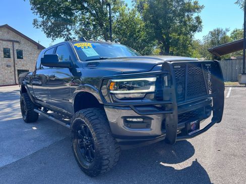 Used 2021 RAM 2500 Laramie w/ Night Edition image 3