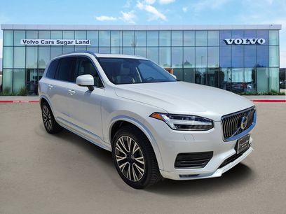 Used 2021 Volvo XC90 T6 Momentum