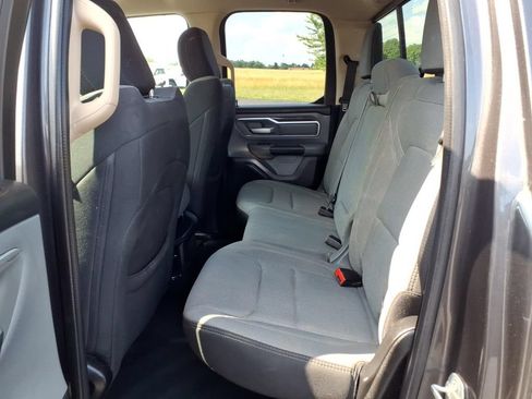 Used 2019 RAM 1500 Big Horn AWD/4WD image 15