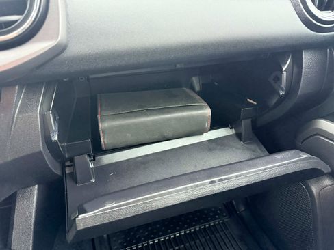 Used 2023 Toyota Tacoma TRD Sport w/ Advanced Technology Package image 20