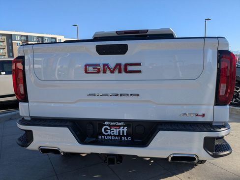 Used 2021 GMC Sierra 1500 AT4 image 7