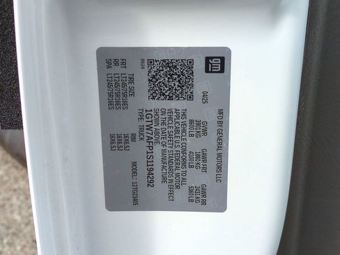 New 2025 GMC Savana 2500 w/ Driver Convenience Package image 24